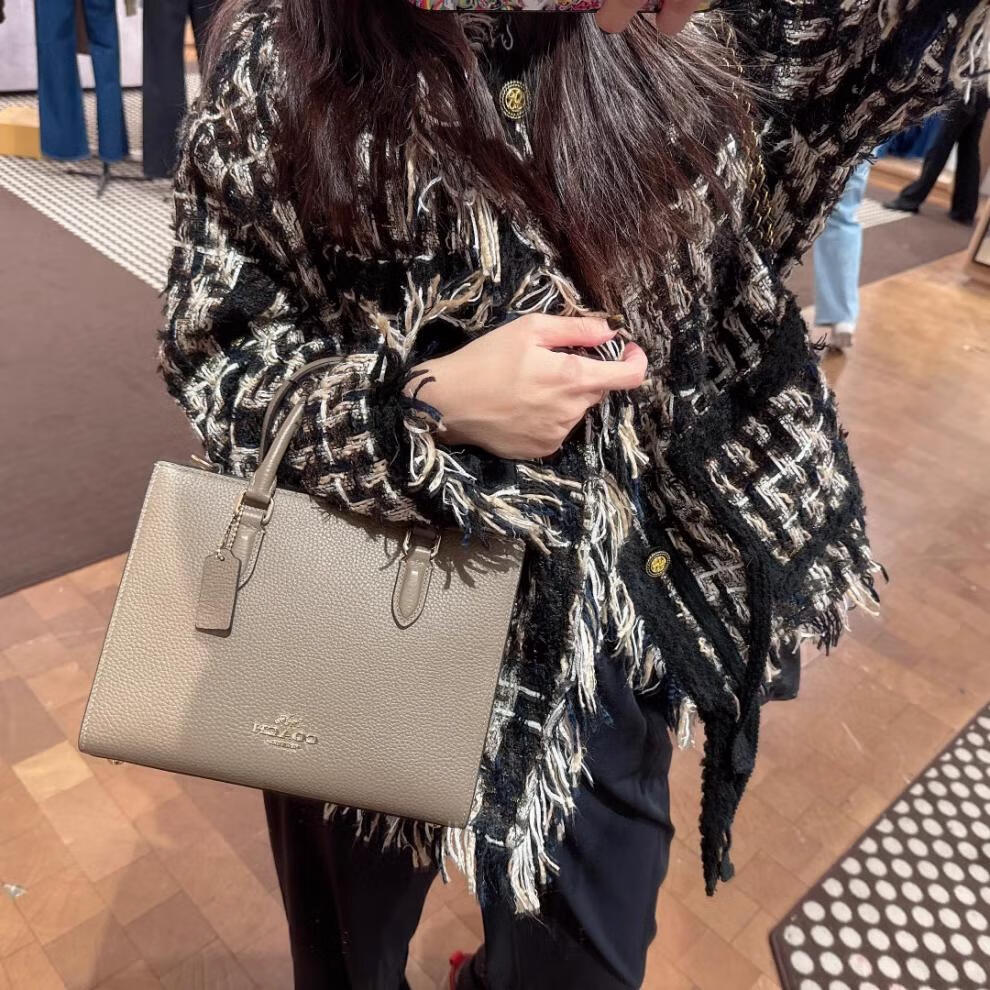 5c40d26fb2269cc1.jpg