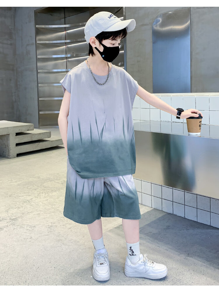8e46a476d863913e.jpg' style=