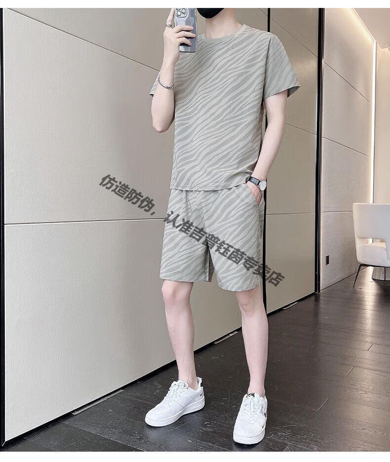 5ba64003d01dd138.jpg