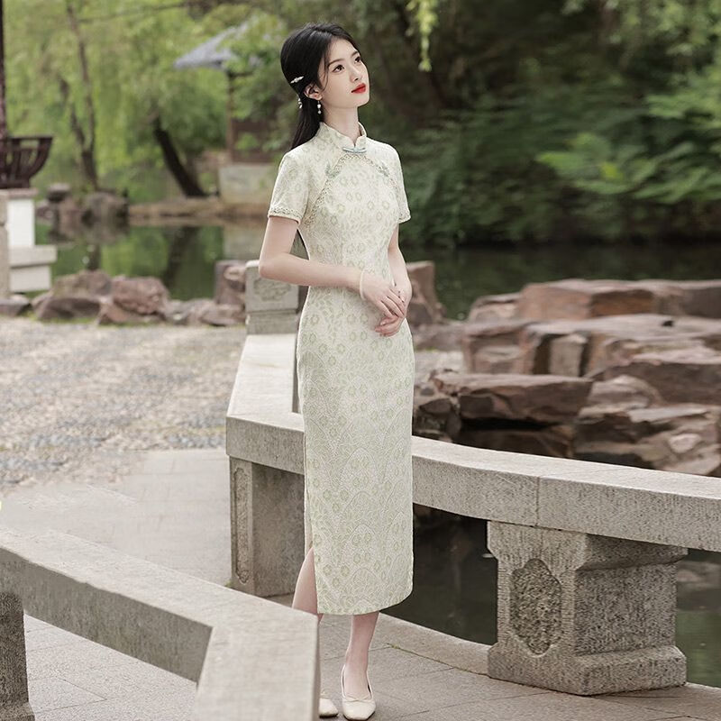 2b17f8f64649ae71.jpg' style=