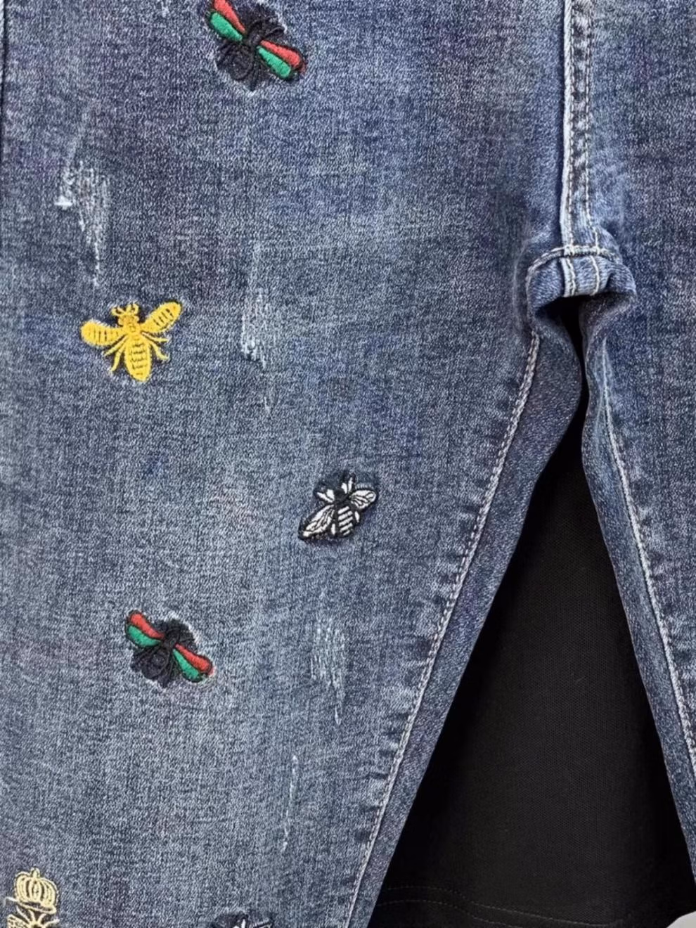 American Retro Little Bee Embroidered Jeans Men's Korean Version Trend Stretch Straight Slim Nine-point Pants, Blue 28_mkmklike.com
