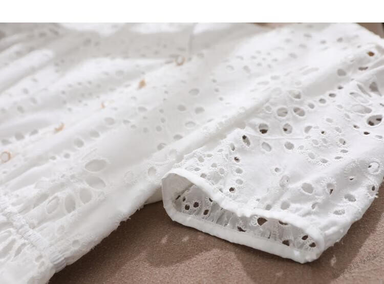 1f1accca1f684da6.jpg' style=