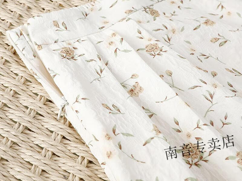 9af49410f163036e.jpg' style=