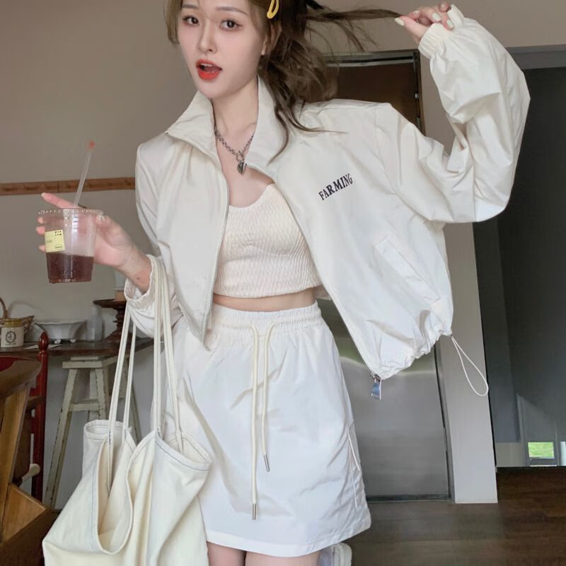 309d65d9563b60d3.jpg' style=