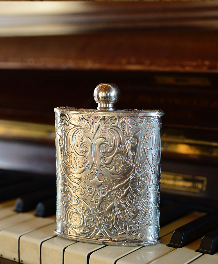 现代简约锡壶时尚巴克便携酒壶随身老式二两小个性白酒威士忌扁锡壶