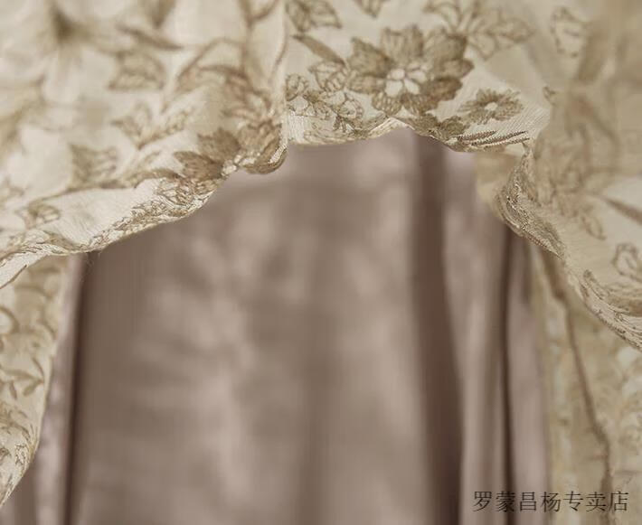 a982fd44e5932d03.jpg' style=