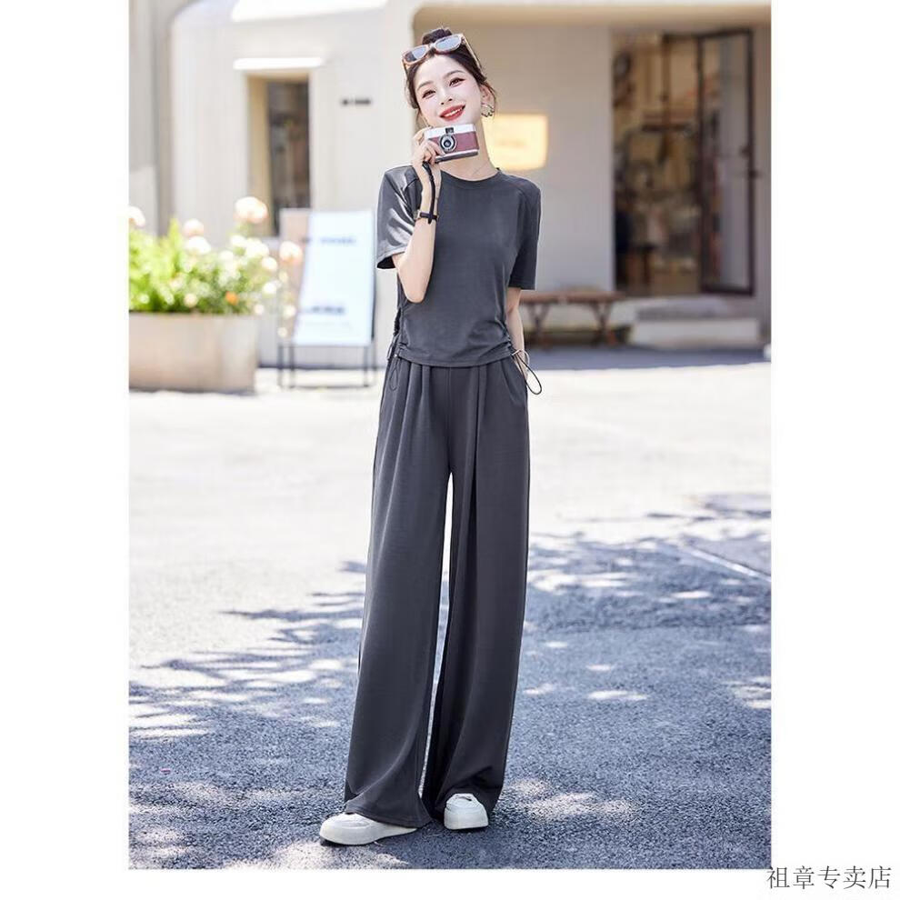 340072f906571d1f.jpg' style=