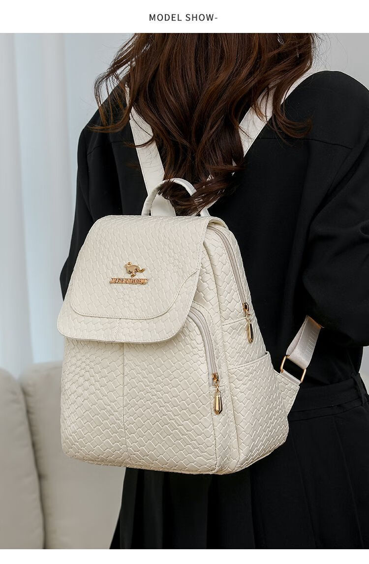 4fab8135364c6e77.jpg' style=
