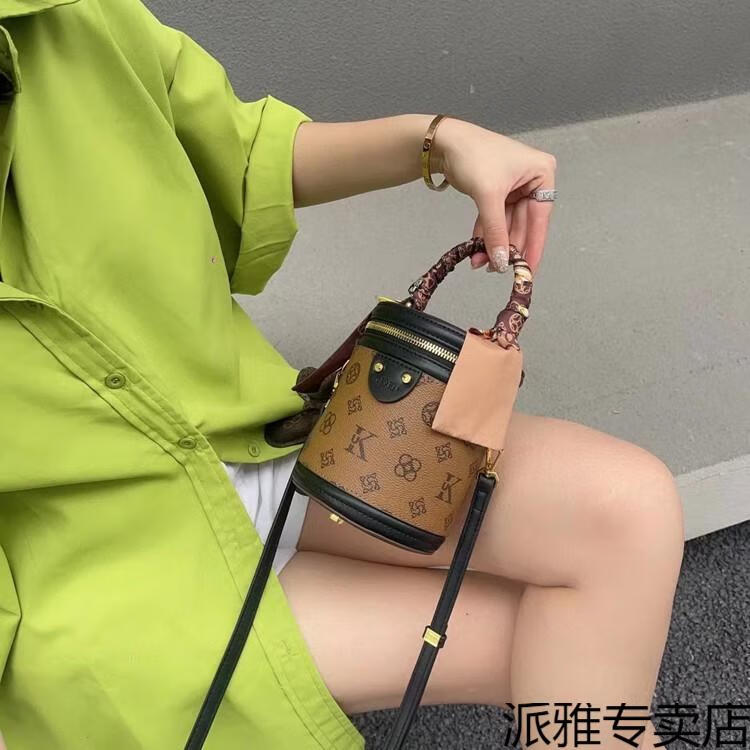 7e2560058c97a3b0.jpg
