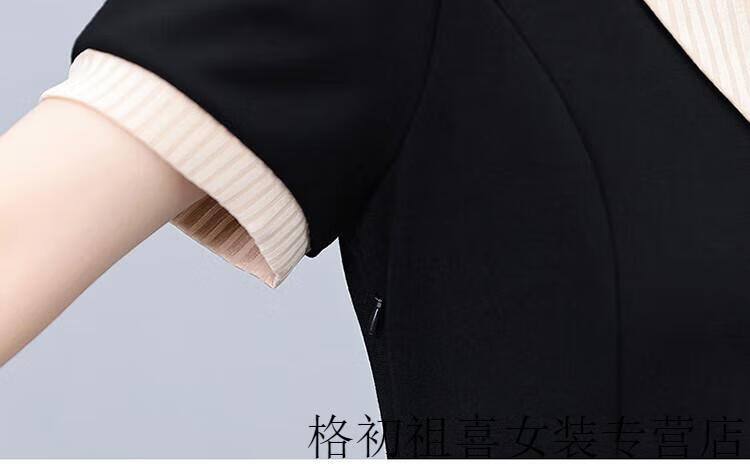 471accea65c385b1.jpg' style=