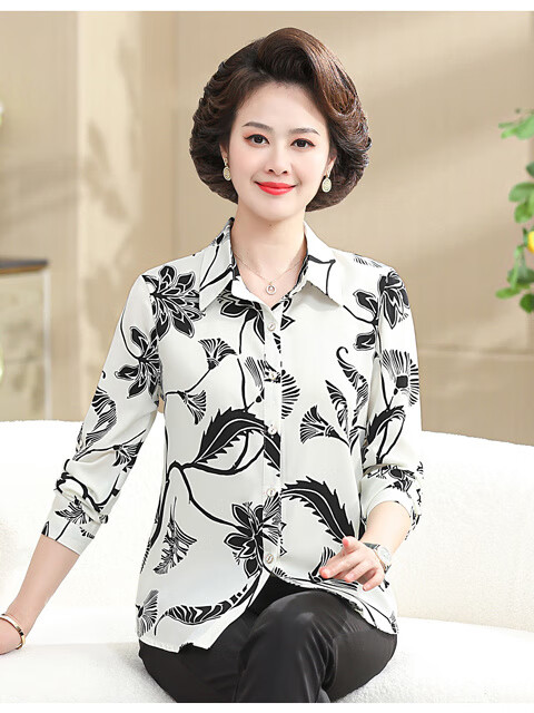 43155e2bf69024b7.jpg' style=
