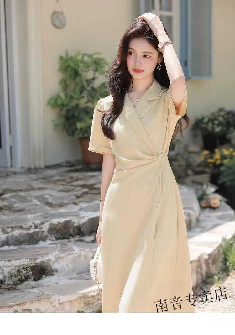 5b94edf0e181101e.jpg' style=
