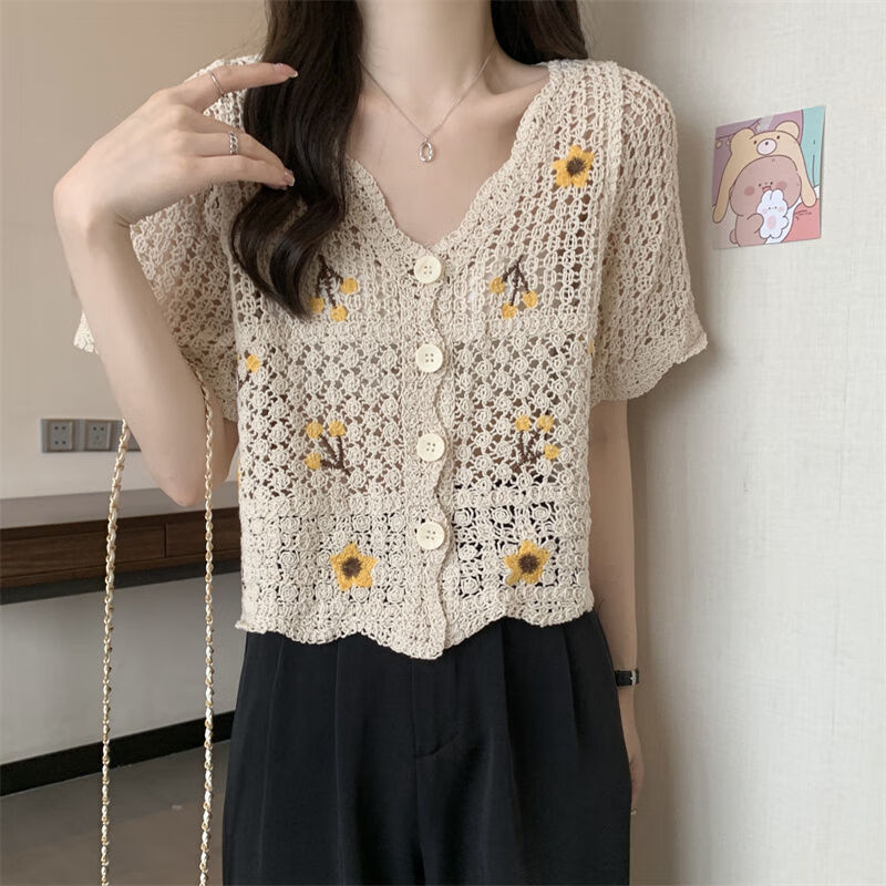 ccf39561f11281e0.jpg' style=