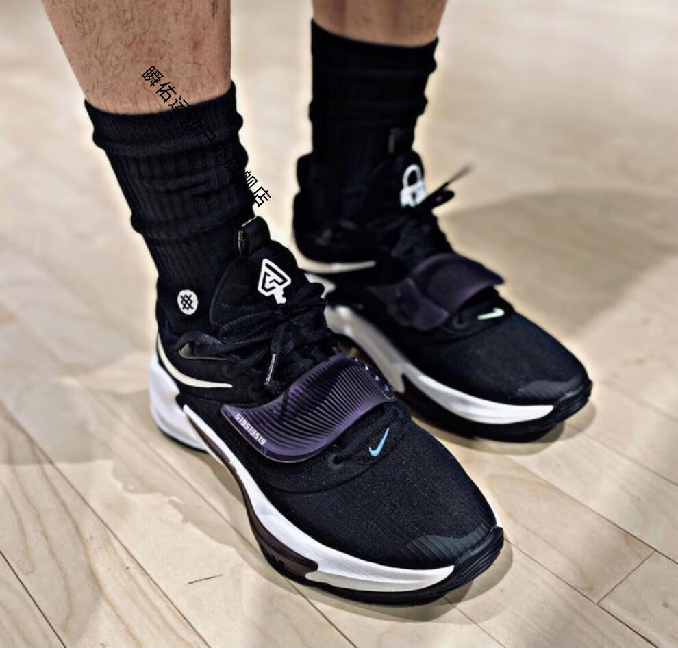 【官方旗舰店】字母哥2代篮球鞋气垫实战球鞋二代白水泥缓震战靴透气