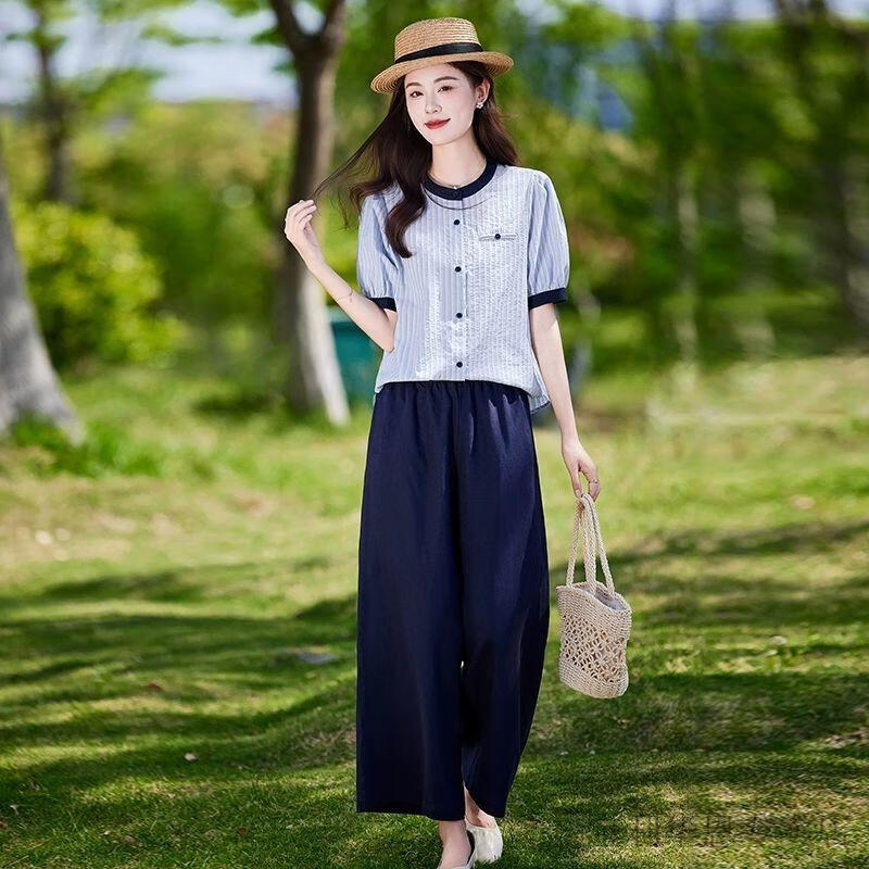 21cc8a4149e16fc3.jpg' style=