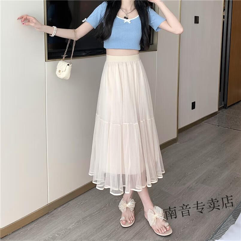 8e4b31a6d318d598.jpg' style=