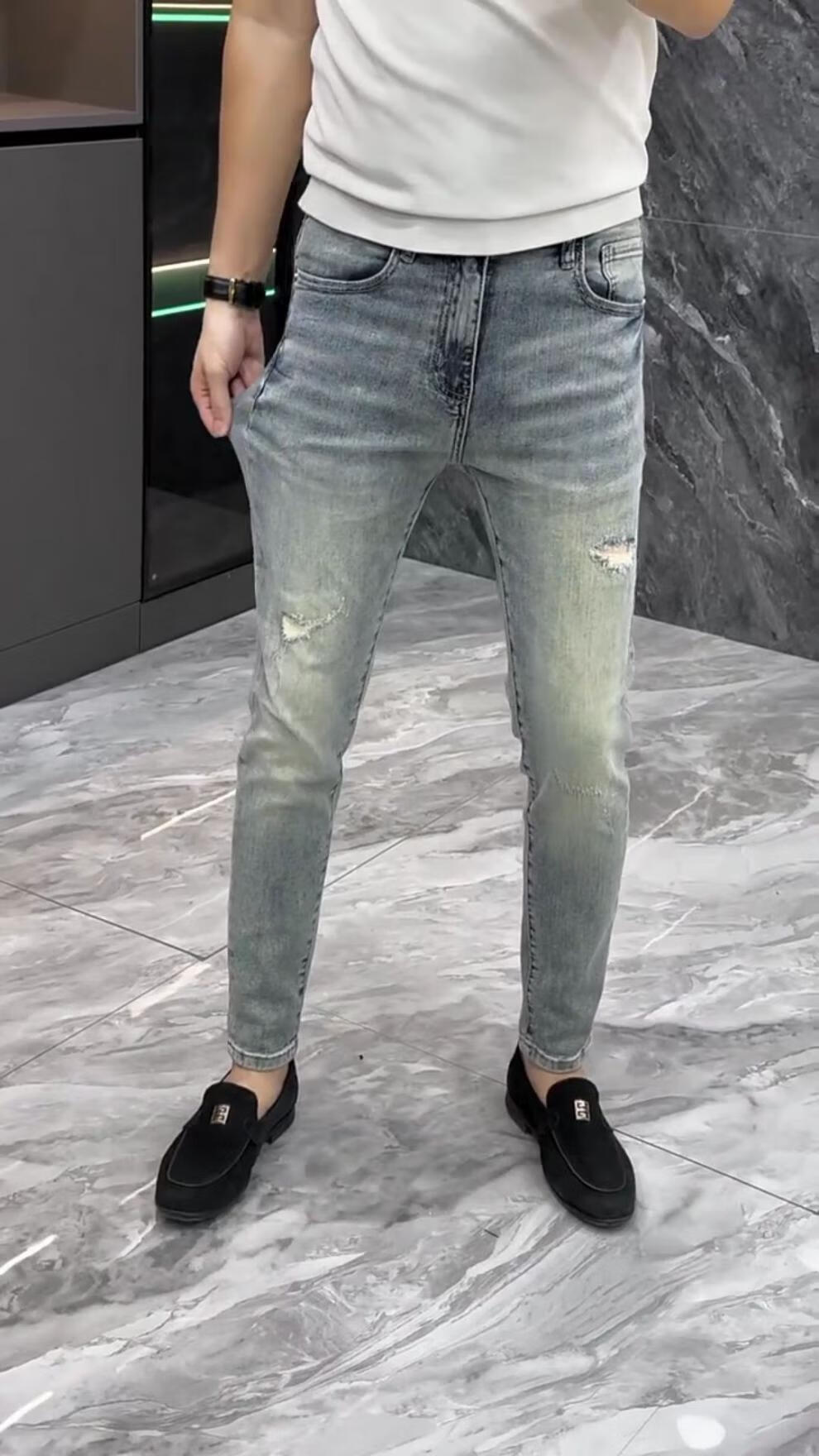 35f345333ad8bae6.jpg