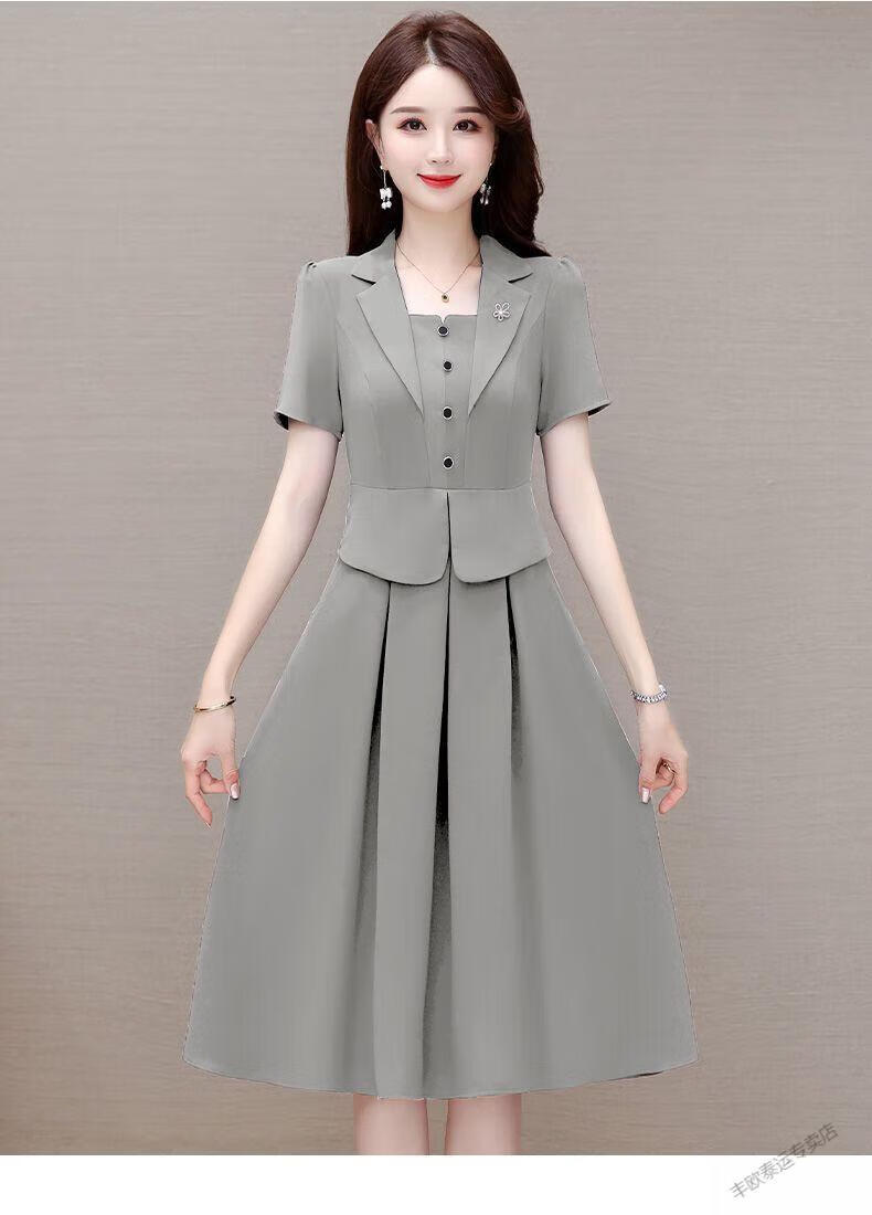 d1b8b210d17d3ecd.jpg' style=