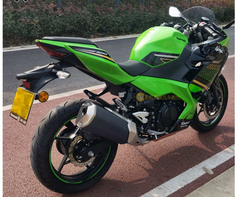 适用于川崎400转向灯尾灯忍者ninja650250z300z900前后方向弯灯泡左右