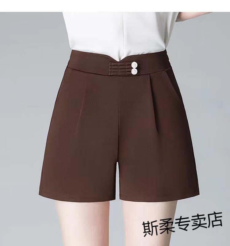 5ae099ad12639b46.jpg' style=