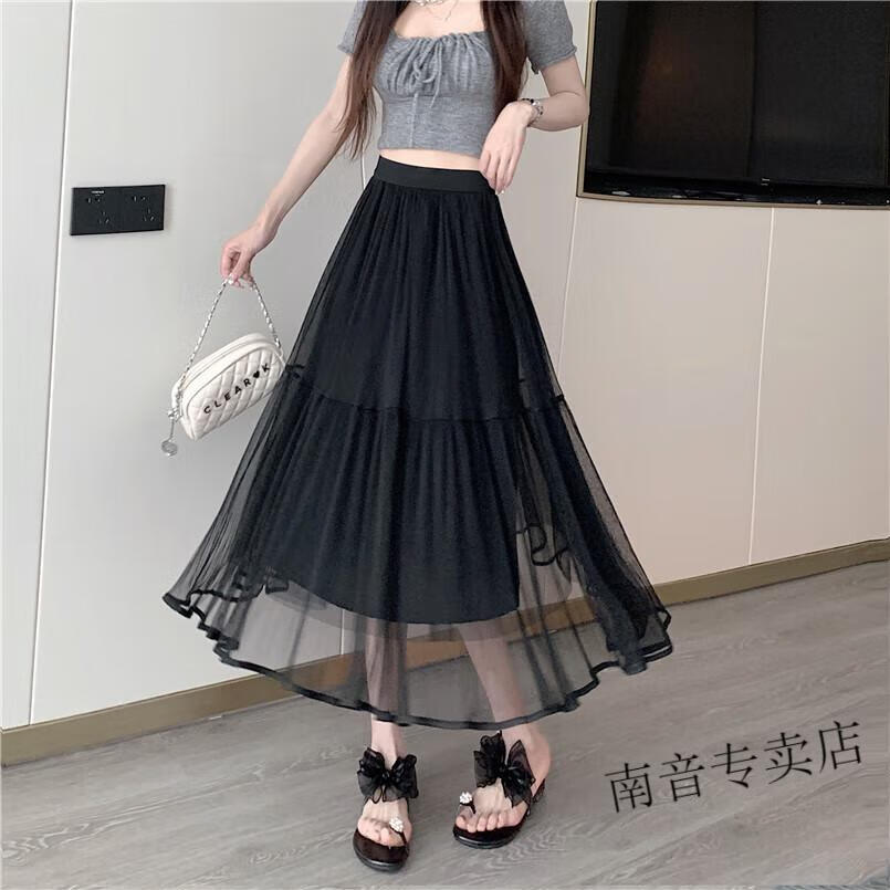 57cc3b022488231e.jpg' style=