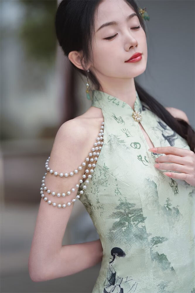20cf4cc65b3064f3.jpg' style=