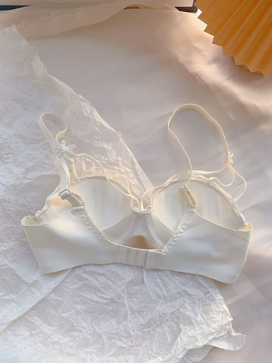 d6d1b1bc3105259c.jpg' style=