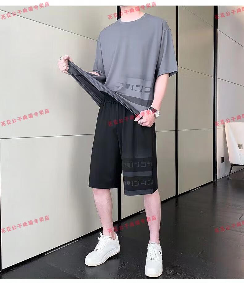 1ad81fcf29a08ed4.jpg' style=