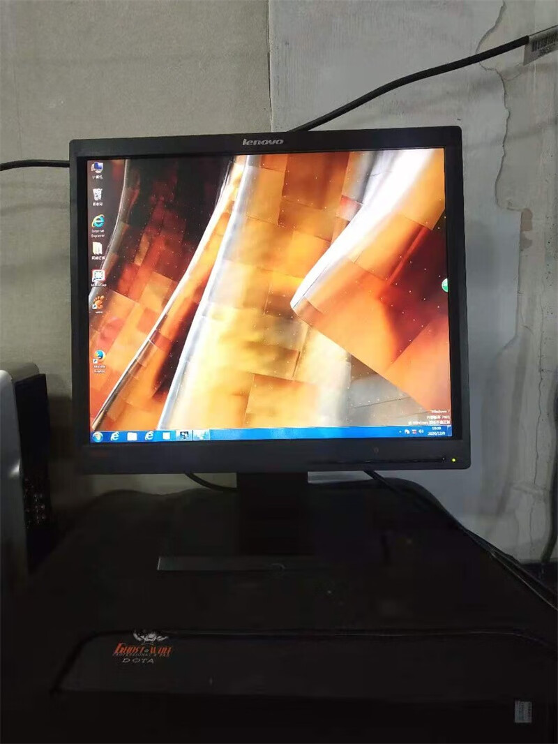 2bf6433e563ecd51.jpg