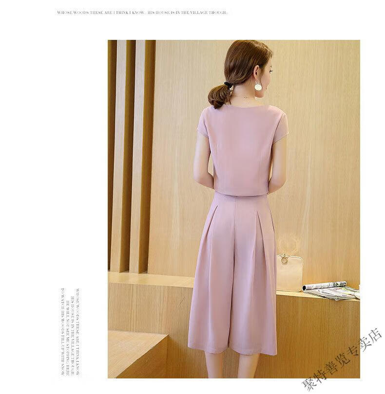 03f4eceba77fc945.jpg' style=