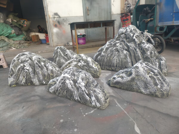 泡沫石头定制仿真假山造景摄影塑雕舞台演出石头道具高密度泡沫雪浪石