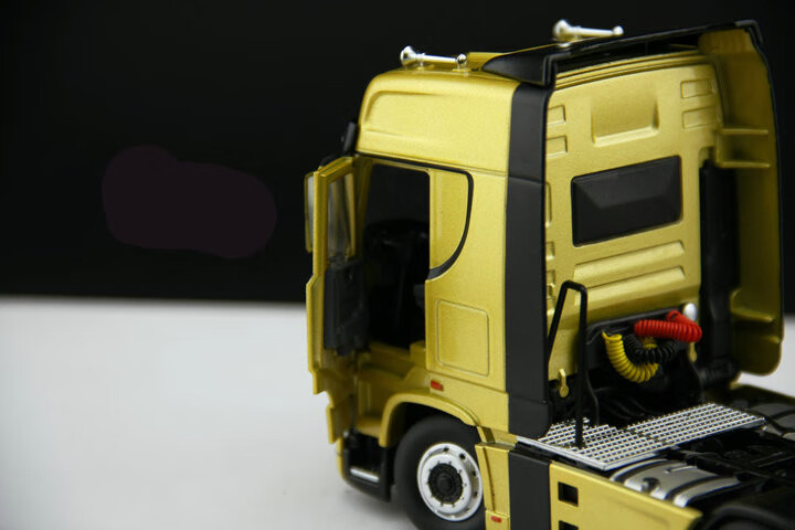 1:43东风天龙旗舰kx牵引车天龙拖头重卡合金卡车模型 金卡车模型