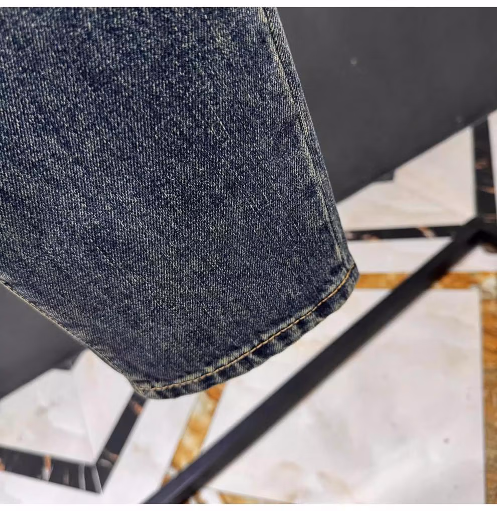 Men's Blue Ripped Patch Jeans American Retro Style Straight Fit_voghion.com