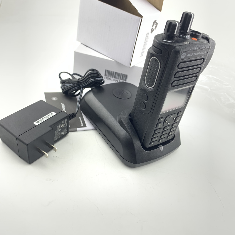 摩托罗拉p8660 p8668i gp328d xpr7550对讲机智能充电器电源配件 底座