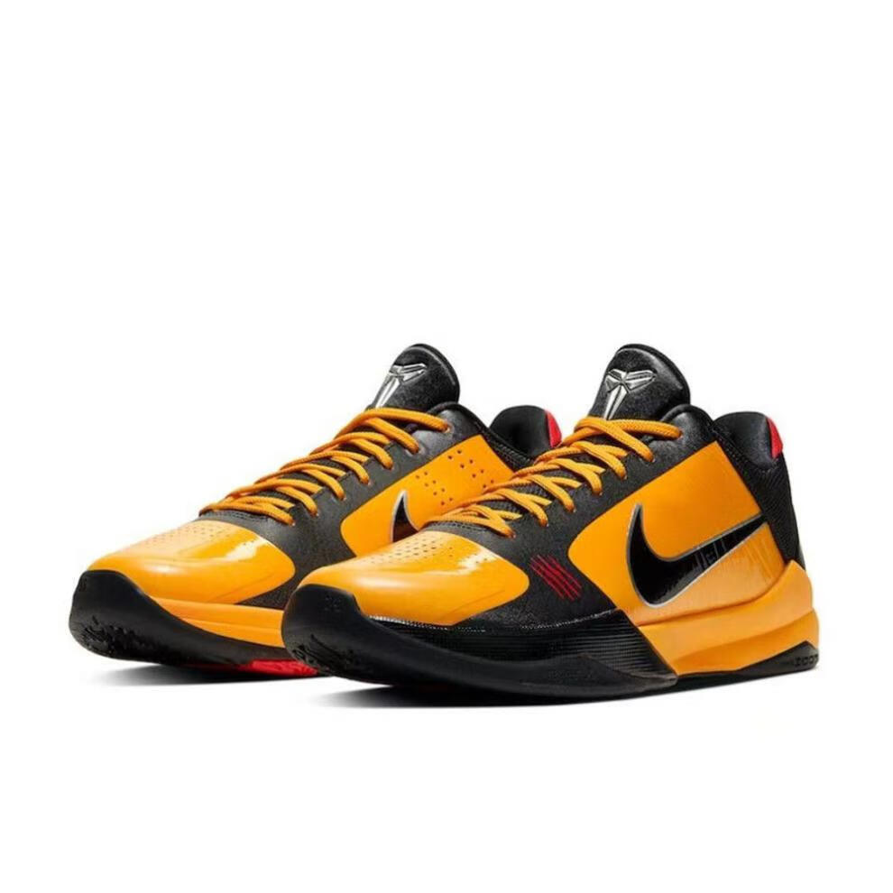 科比篮球鞋五代战靴黑白kobe6黑白gigi曼巴基金会季后赛青蜂侠 科比5