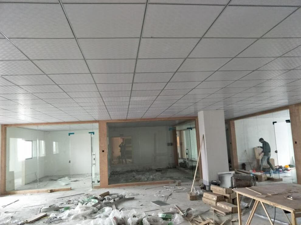 防水石膏板600600三防洁净装饰板6060规格办公室天花板吊顶材料自装