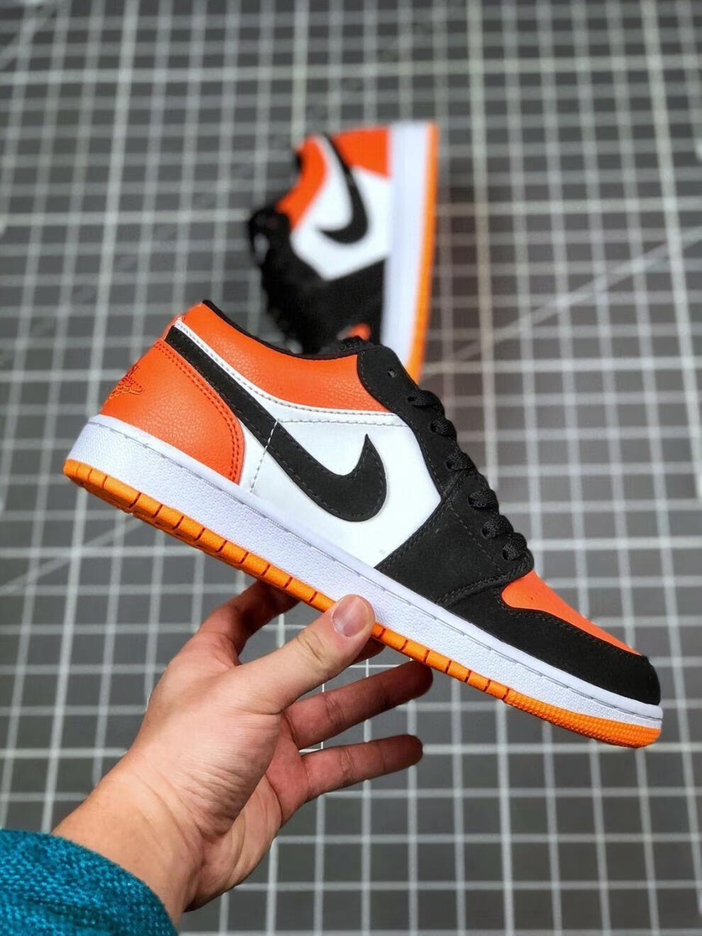 ir low黑橙小扣碎篮球鞋低帮板鞋运动鞋男女鞋553558-128lreydail