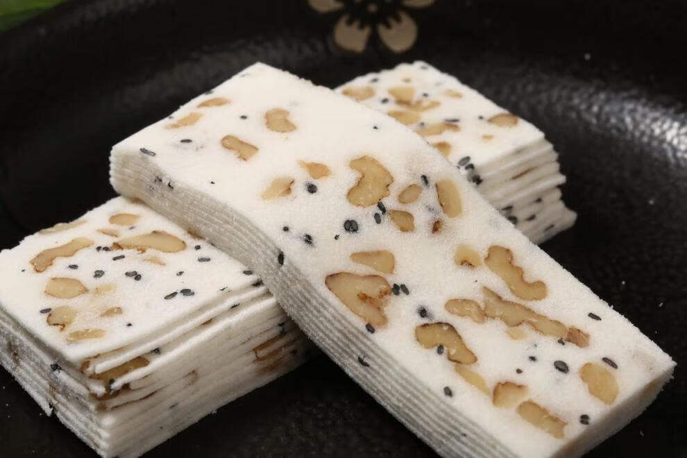 江南云片糕 上海特产核桃糕芝麻桃片糕小吃传统糯米云片糕点心老人零
