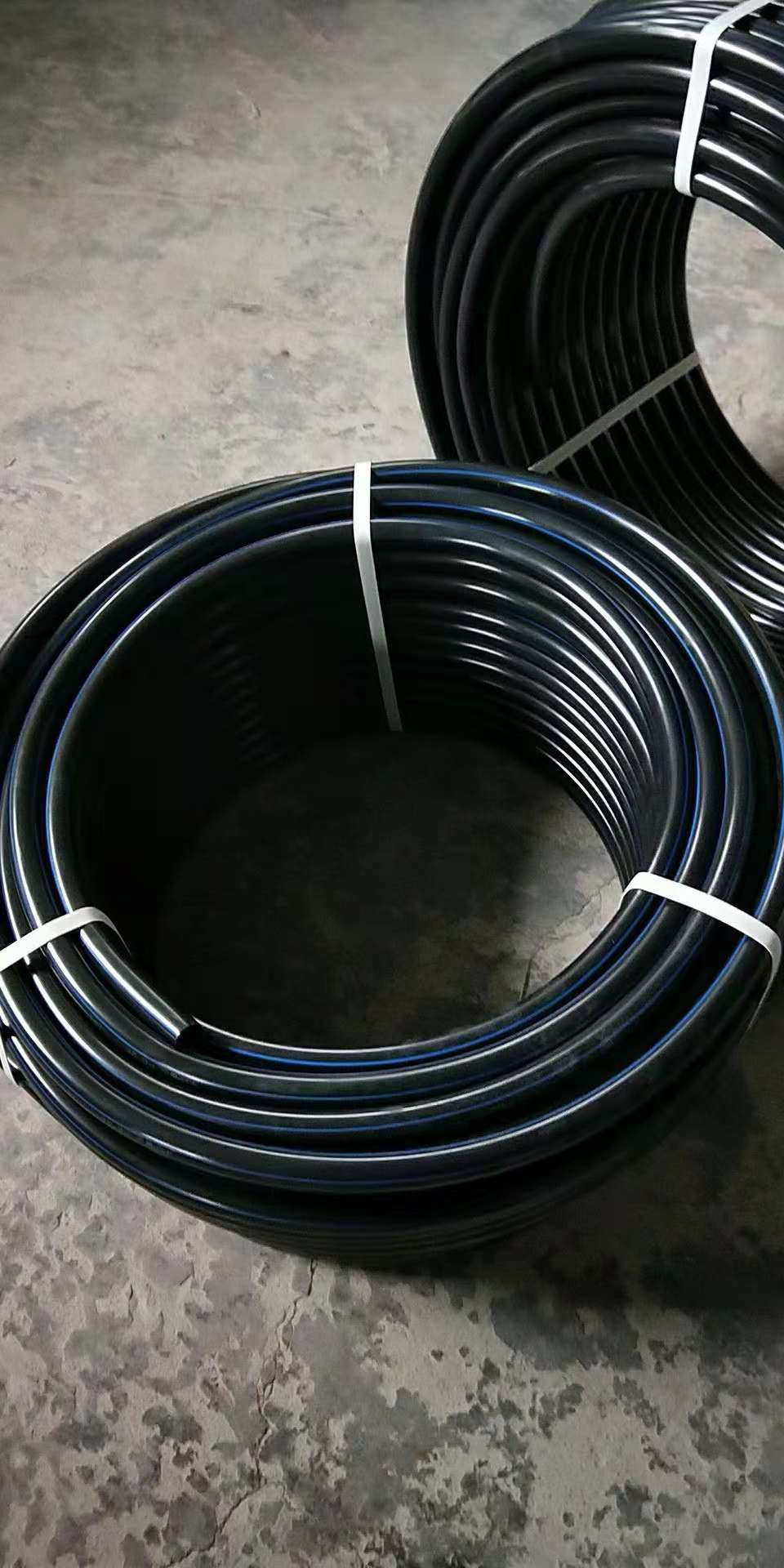 5寸2黑硬管20 25 32 40塑料水管子 110-1200pe管(大型号)【图片 价格