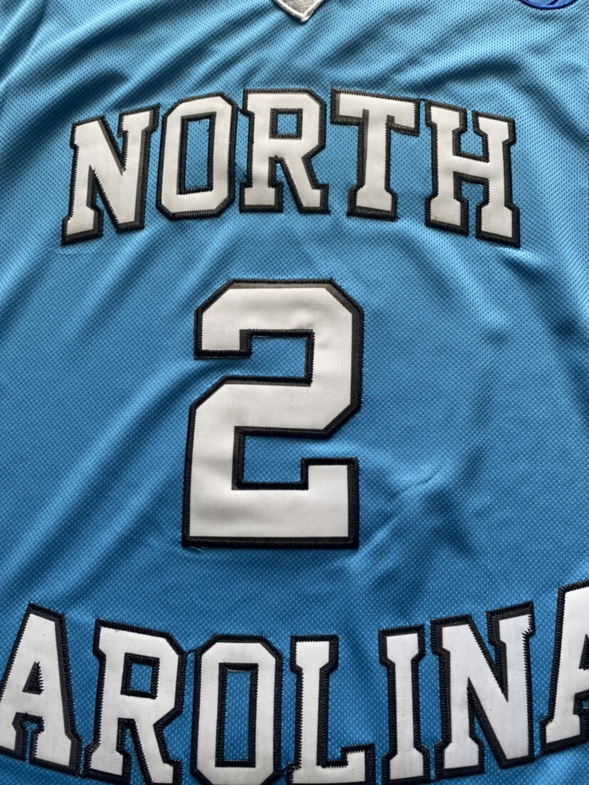 元族ncaa北卡23号 15号 2号白色 黑色 浅蓝色篮球服刺绣球衣 黑色23号