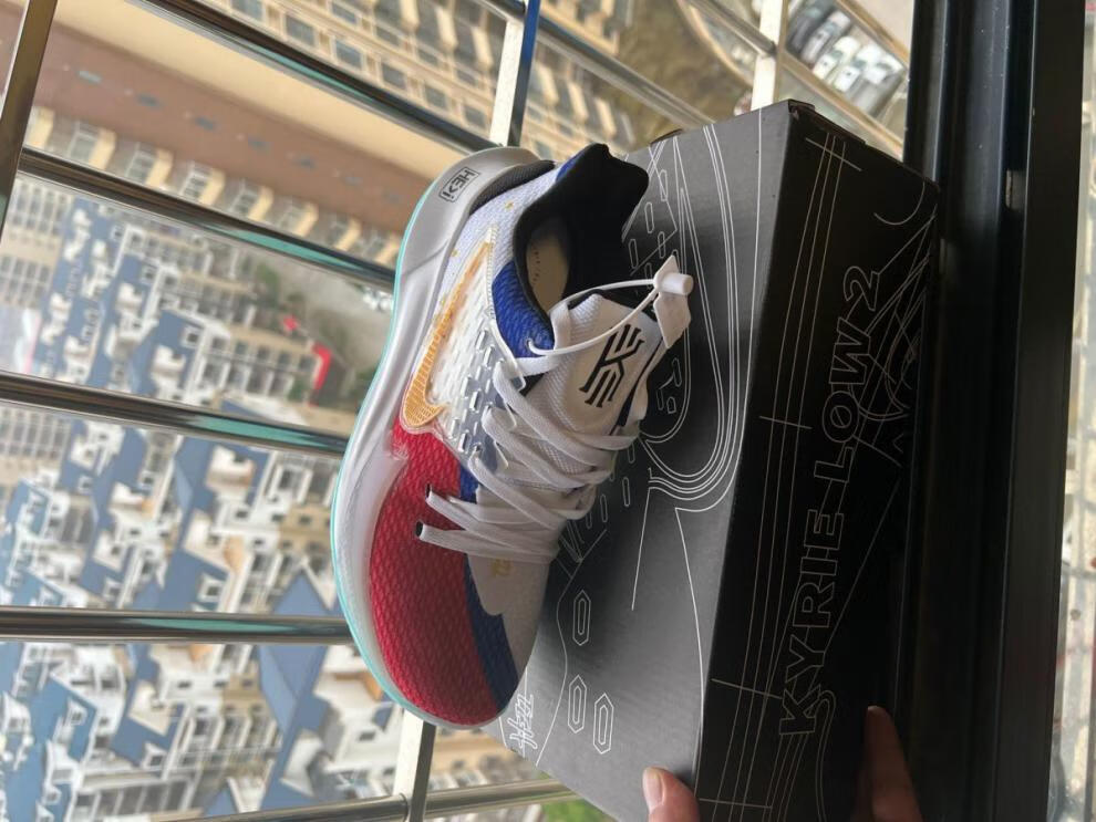 旗舰官方同款高版本欧文2代篮球鞋low气垫纯原珊迪彩条实战耐磨透气