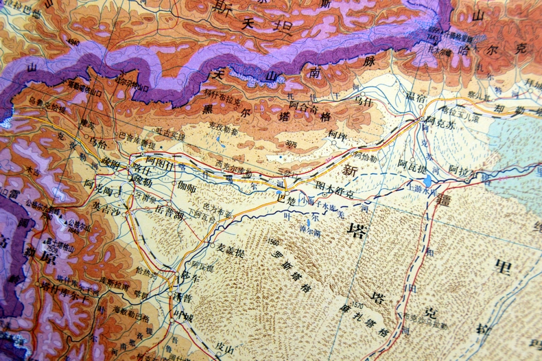 地形图地貌平面地形图展示山脉河流走向地形情况中国地图出版社11米