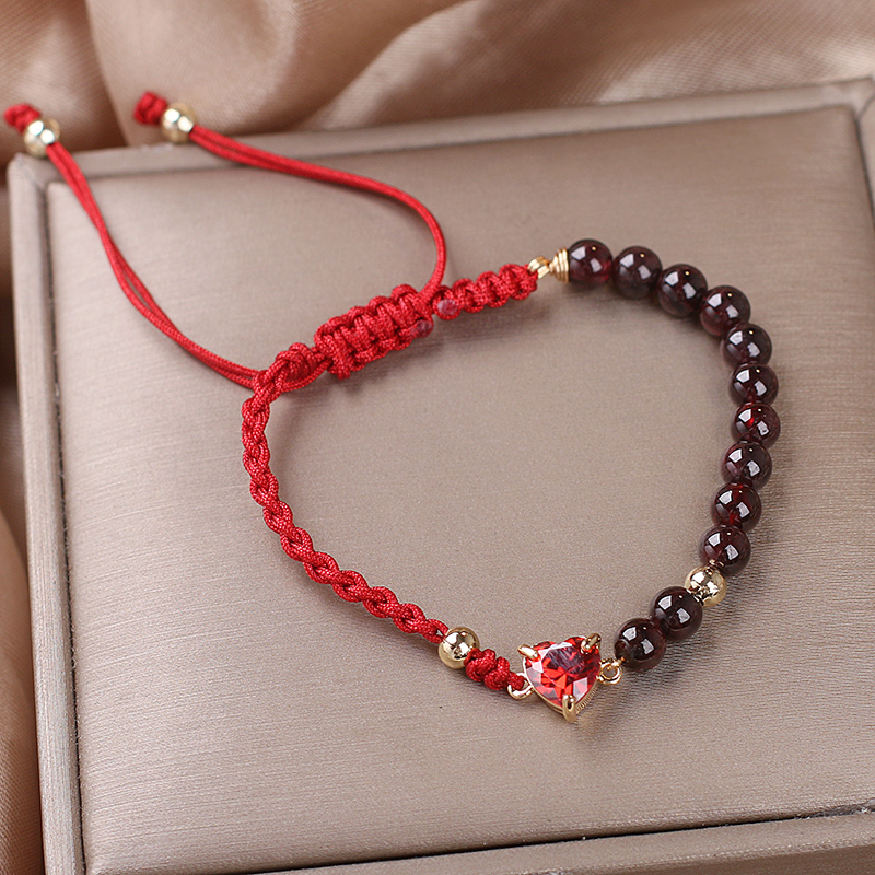 佩觉天然石榴石串珠手链女民族风红绳编织一箭穿心手环送女友礼物手饰
