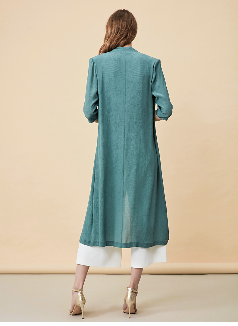 皮尔卡丹女装 新款青色中长款桑蚕丝短袖无扣风衣外套 商场同款 青色