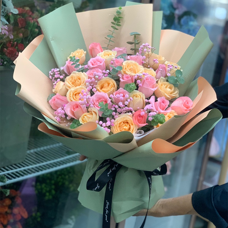 鲜花速递同城速配毕业花束 广州鲜花同城速递玫瑰毕业生日花束深圳