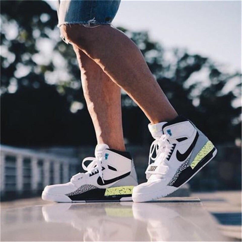 耐克aj312 篮球鞋低帮男鞋白灰湖人芝加哥樱花粉女鞋运动鞋 aj312