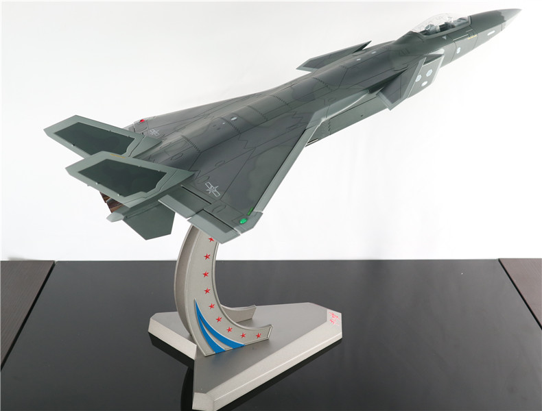 迷铭乐 1:32歼20大型战斗机模型合金 68厘米j20飞机航模金属阅兵礼
