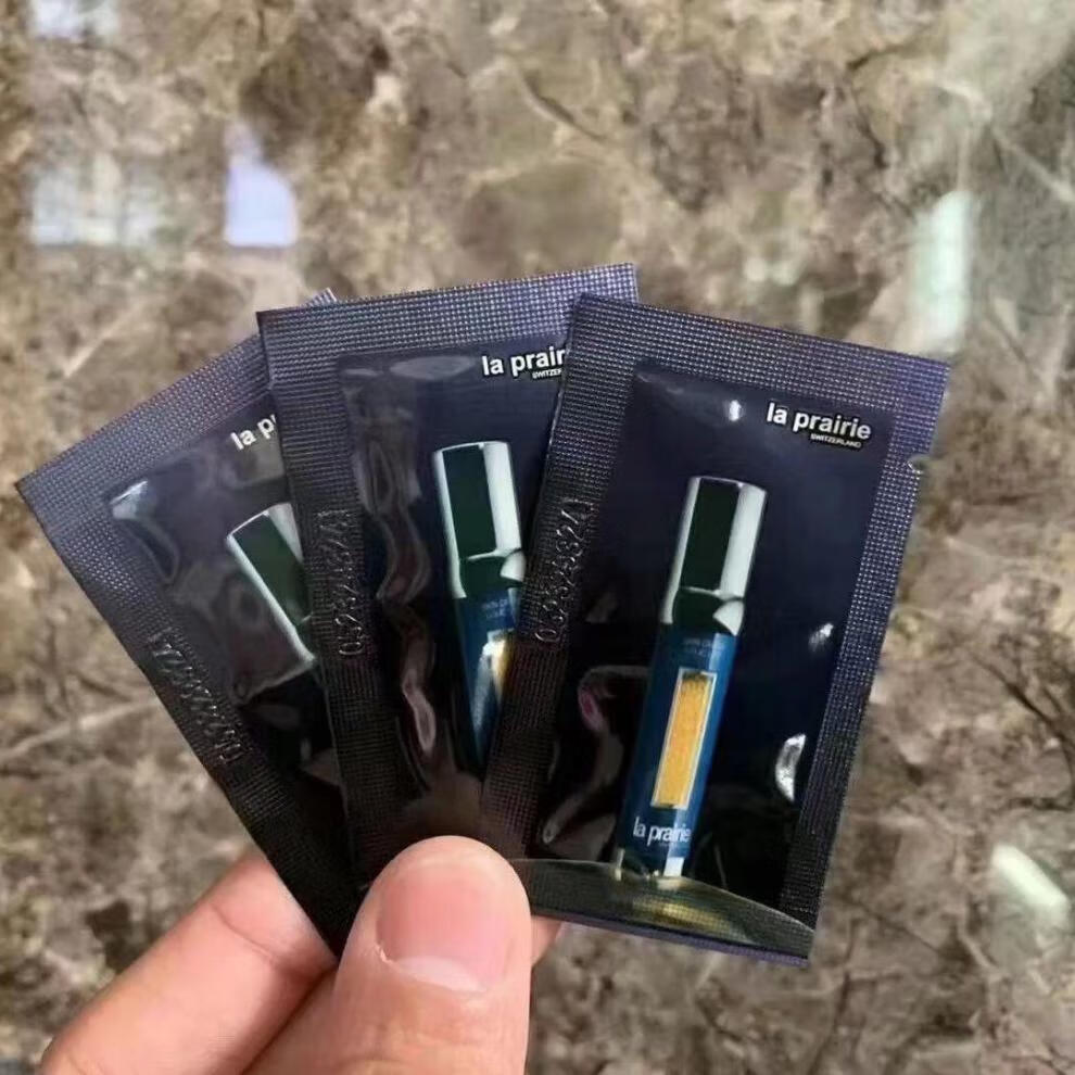 莱伯妮鱼子酱精华鱼子酱反重力精华液小样提拉精致抗皱去细i纹1.