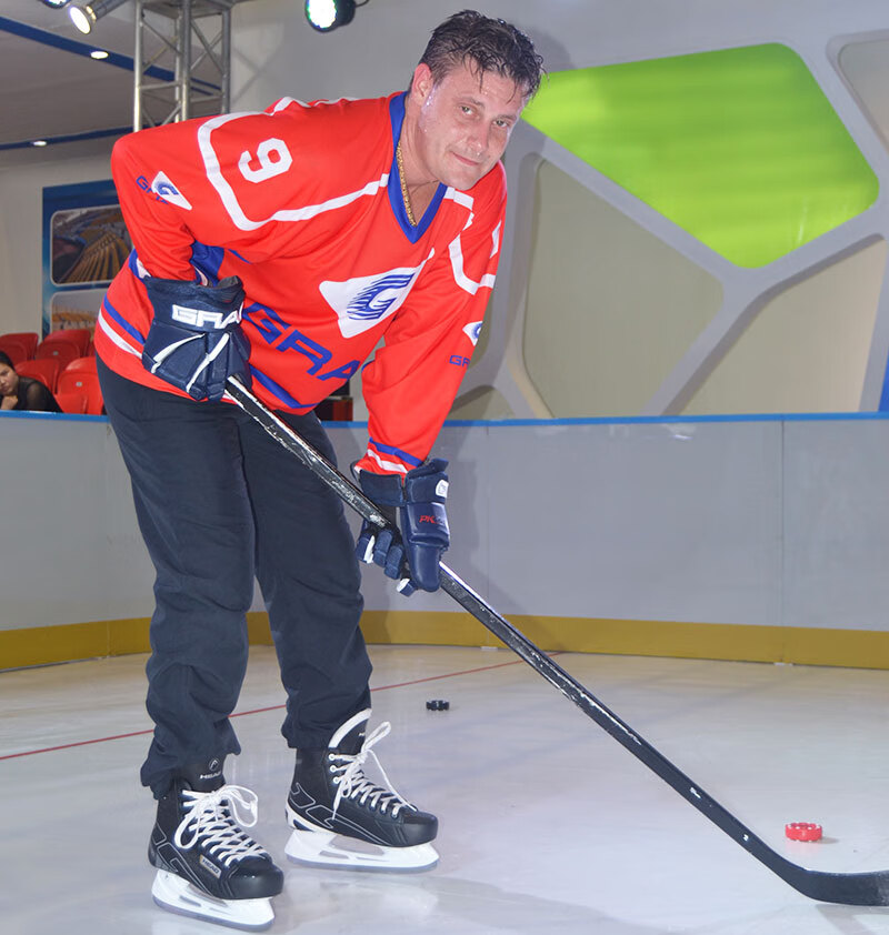 旱地冰球儿童曲棍球冰球装旱地冰球陆地冰球比赛训练冰球饼轮滑球橙色