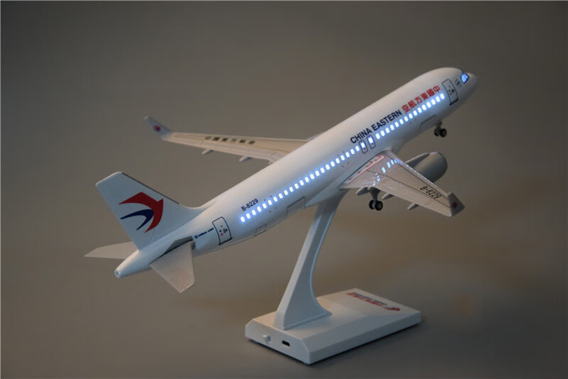 飞机模型空客a380带轮子带灯仿真飞机模型航模摆件收藏 蓝色30厘米b